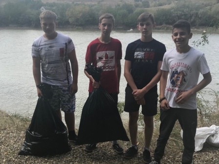 В Тбилисском районе проходит акция «Чистый берег»