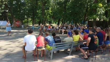 Для ребят из лагеря «Ласточка» провели экскурс в историю православных праздников «Спасы»