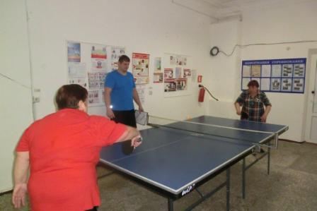 В клубе для инвалидов «Успех» прошел турнир по дартсу и настольному теннису