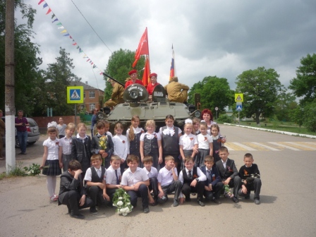 На территории Тбилисского района прошел автопробег «Вахта памяти»