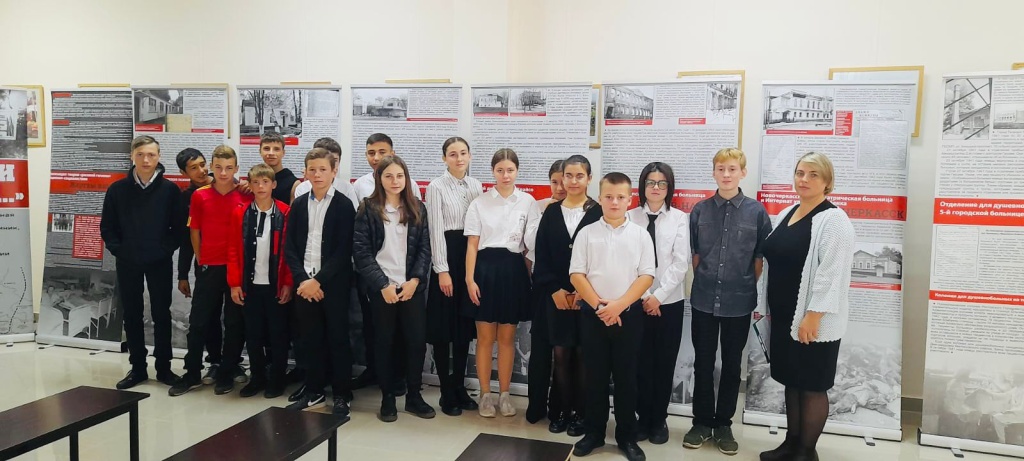 В музее им. Далматова проходит выставка «Помни о нас»