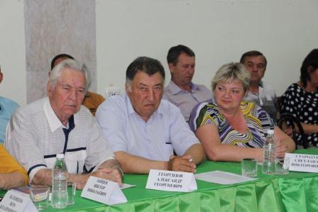 Глава Тбилисского района встретился с блогерами и представителями общественности