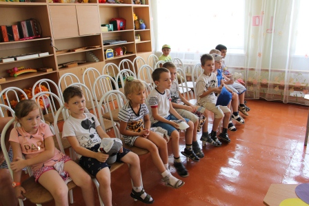 В двух детских садах Тбилисского района прошла всероссийская акция «Научи ребенка ПДД»