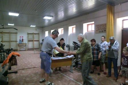 В клубе для инвалидов «Успех» прошел турнир по дартсу и настольному теннису