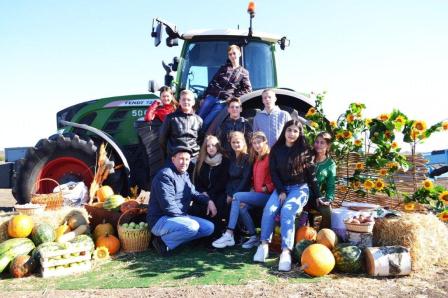 Учащиеся марьинской школы побывали на экскурсии на полигоне сельхозтехники