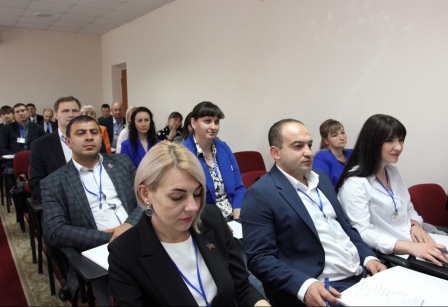 Молодые депутаты Тбилисского района получили новые знания