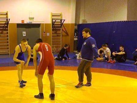 В «Олимпе» прошел турнир по вольной борьбе