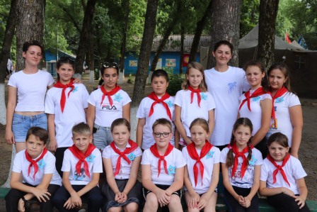 В лагере «Ласточка» проходит ретро-смена