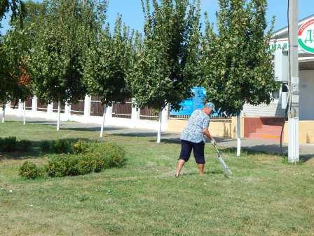 В Тбилисском поселении продолжают наводить порядок