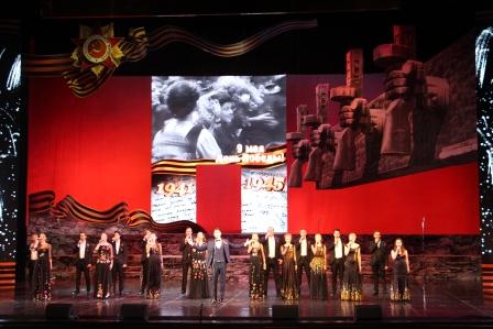 Ветераны из Тбилисского района приняли участие в праздничном концерте в Краснодаре