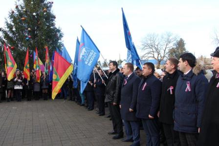 В День Конституции тбилисцы исполнили гимн Российской Федерации