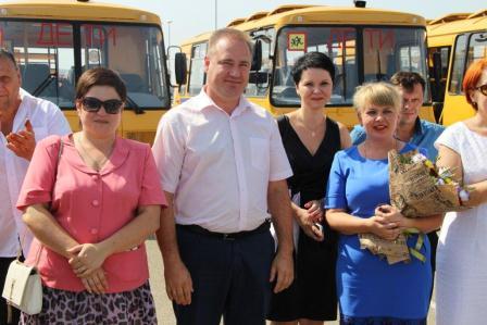 Тбилисский район получил третий школьный автобус за год