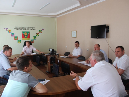 В Тбилисском районе борются с контрафактом 