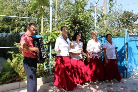 Жительница Тбилисской отмечает 90-летний юбилей