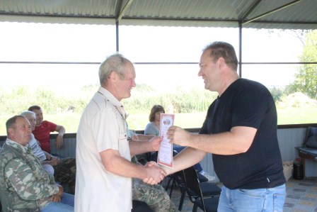 Тбилисских охотников и рыболовов наградили почетными грамотами и памятными медалями