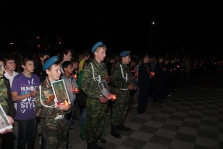 шествие со свечами