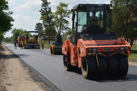 В Ванновском на улице Ленина ремонтируют дорогу