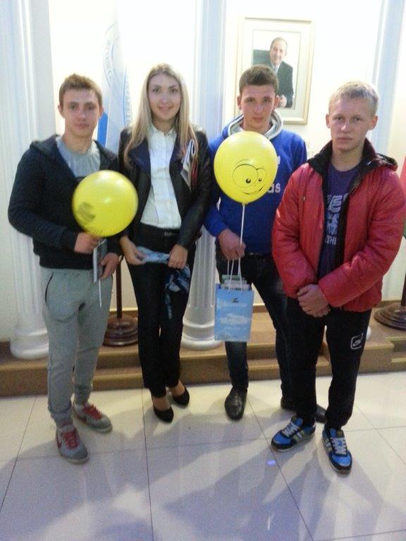 Молодежь Тбилисского района побывала на ярмарке вакансий 