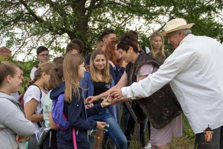 Патриотическое воспитание школьников средствами исторического театра