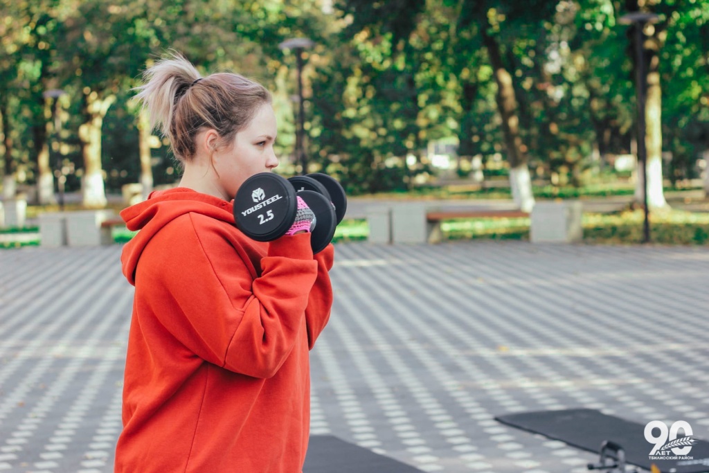 Сегодня, 2 мая, рано утром члены профсоюза собрались на тренировку по кроссфиту! Сегодня, 2 мая, рано утром члены профсоюза собрались на тренировку по кроссфиту!