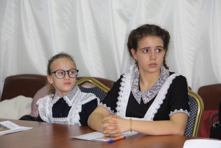 В Тбилисском районе прошел круглый стол «Мы памяти нашей как прежде верны»