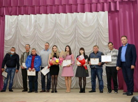 Работников сферы ЖКХ Тбилисского района поздравили с профессиональным праздником