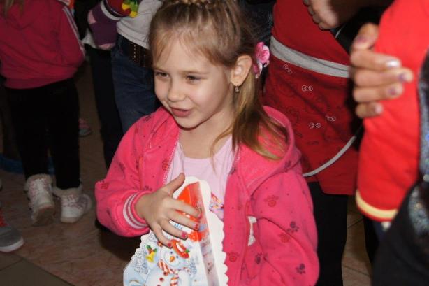 Подарки детям, находящимся на лечении