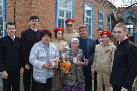 Труженики тыла получили награду ко дню празднования 75-летия Великой Победы