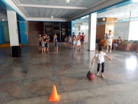 В Ловлинской для детей провели развлекательную программу