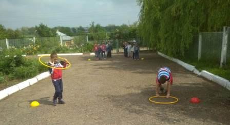 Малыши из Алексее-Тенгинской поучаствовали в спортивной эстафете