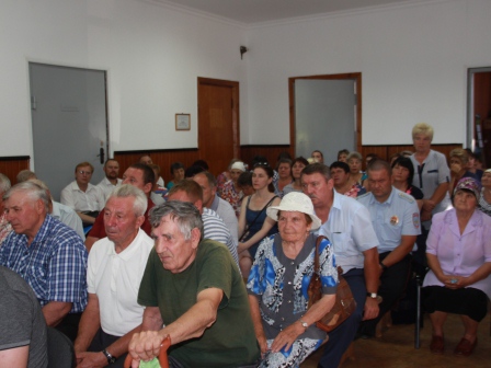 Глава Тбилисского района встретился с жителями Алексее-Тенгинского поселения