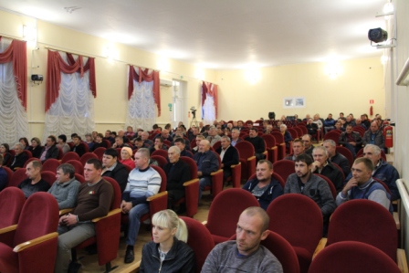 Автомобилистов Тбилисского района поздравили с праздником