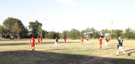 Летнее первенство по футболу проходит в Тбилисском районе 