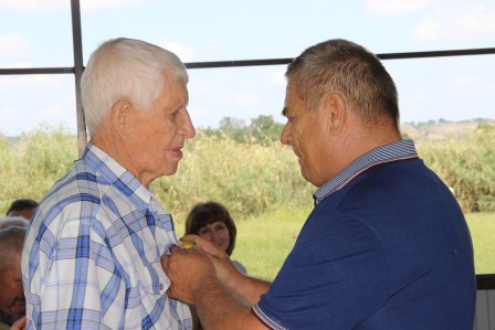 Тбилисских охотников и рыболовов наградили почетными грамотами и памятными медалями