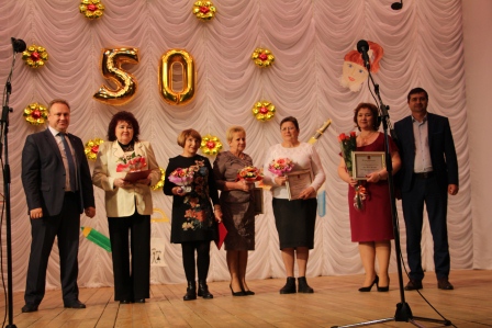 Пятая школа отметила 50-летний юбилей