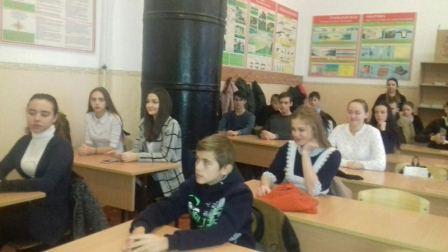 Литературно-художественный вечер «Источник жизни на земле» прошел в первой школе