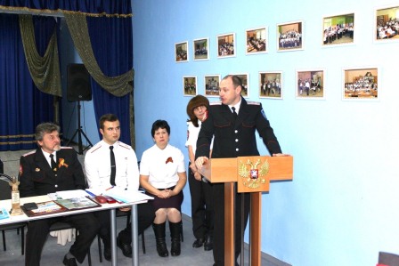 "Памяти павших, будьте достойны!"