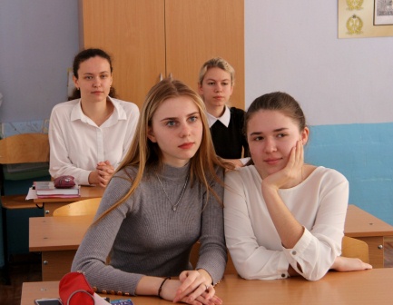 В четвертой школе прошла игра-викторина «Великие женщины России»