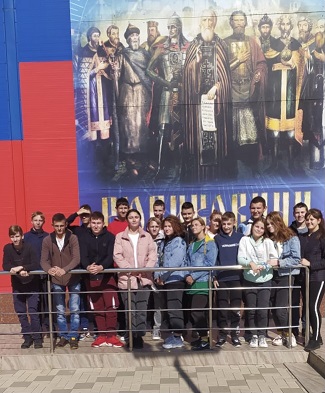 Школьники Тбилисского района посетили Исторический парк «Россия-моя история»