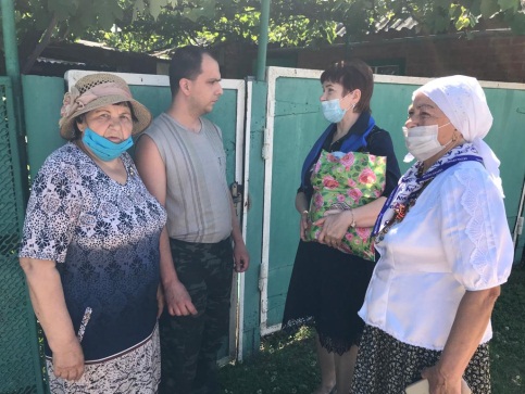 Поздравили с праздником - День России