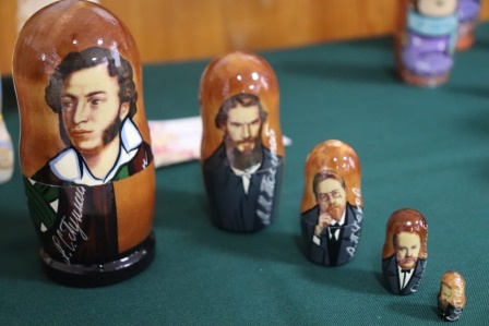 В Тбилисском районе проходит выставка матрешек