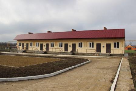 Евгений Ильин осмотрел строящиеся дома в поселке Октябрьском