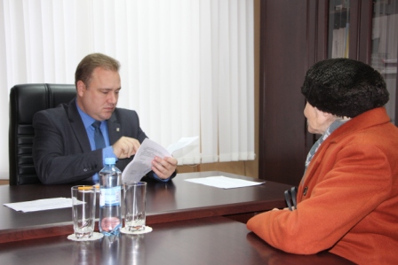 Евгений Ильин провел первый прием граждан в новом году