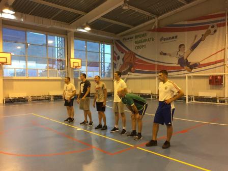 В «Олимпе» прошел товарищеский матч по волейболу