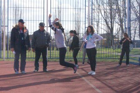 Тбилисские школьники приняли участие в сдаче норм ГТО