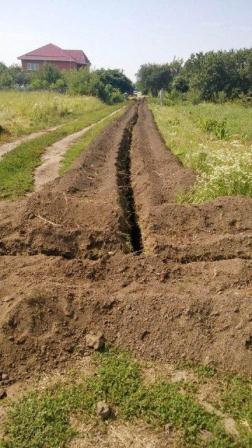 На улице Розовой строят новый водопровод