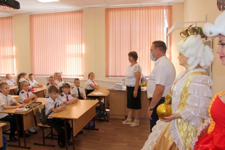 В Тбилисском районе открыли школу после капремонта