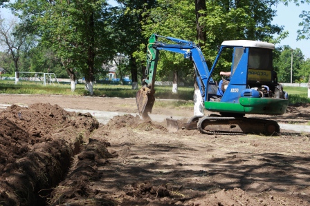 В поселке Первомайском завершается благоустройство нового сквера