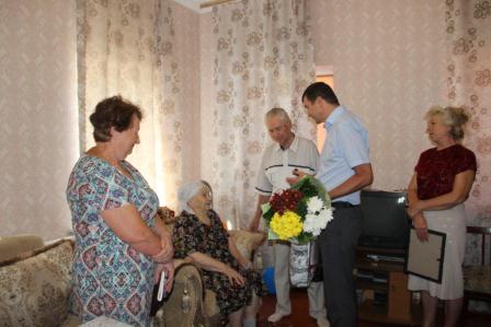 95 летний юбилей отмечает жительница станицы Тбилисской