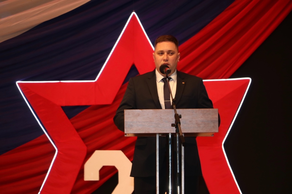 В Тбилисском районе поздравили защитников Отечества!